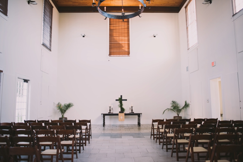 Elegant Navy & Gold Rosemary Beach Wedding via TheELD.com