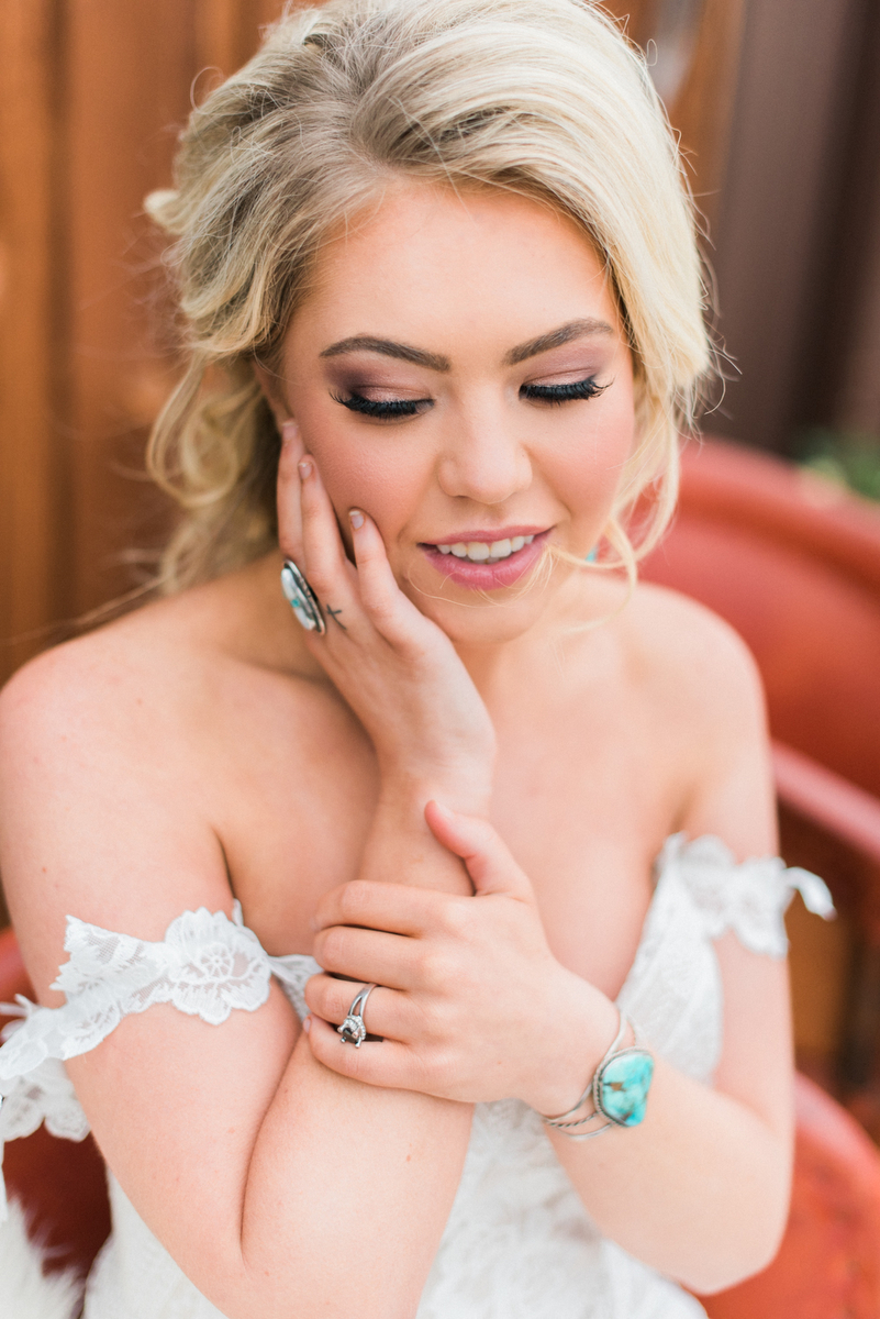 Romantic Arizona Inspired Wedding Ideas via TheELD.com