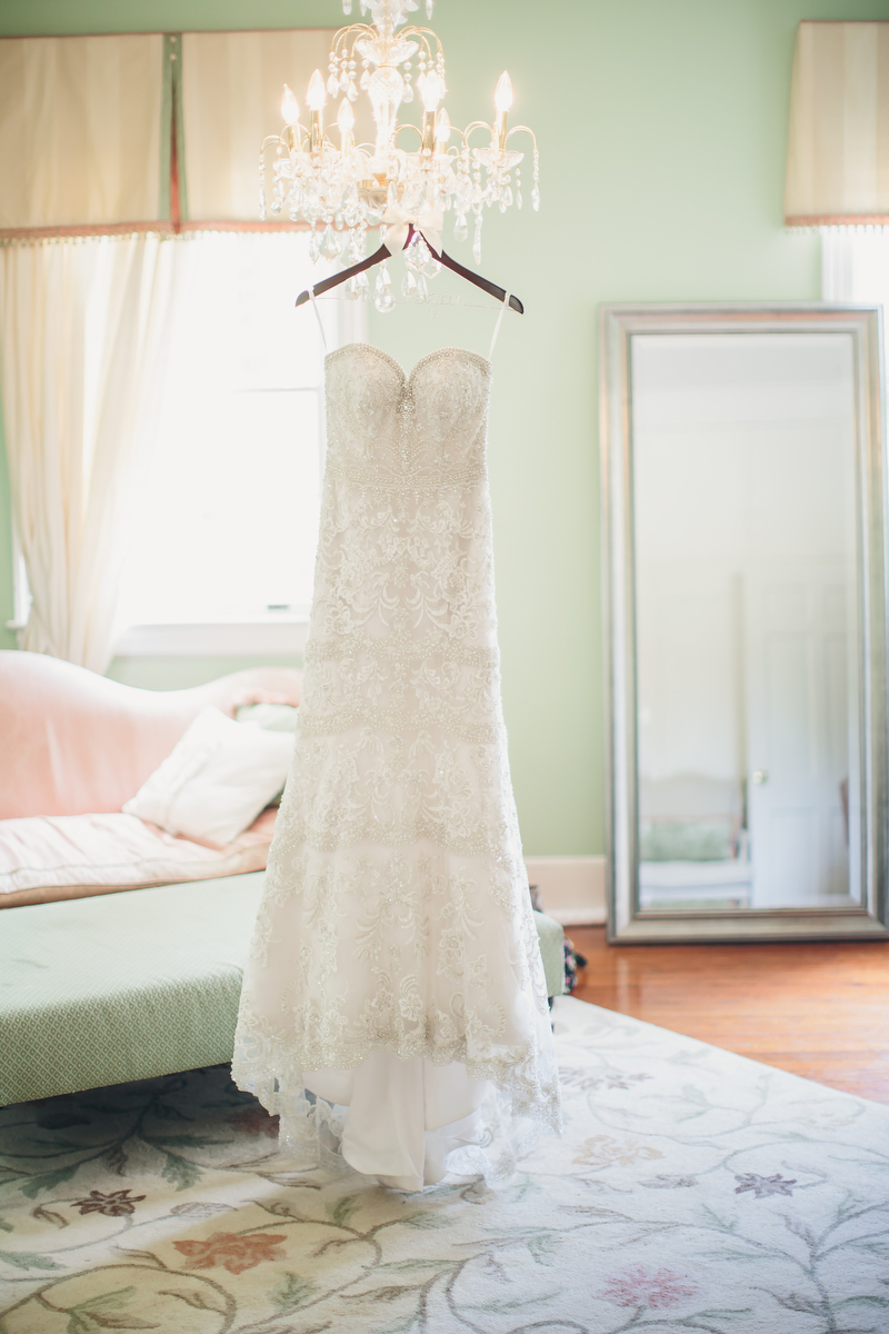 Rustic Romantic Navy and Blush Wedding via TheELD.com