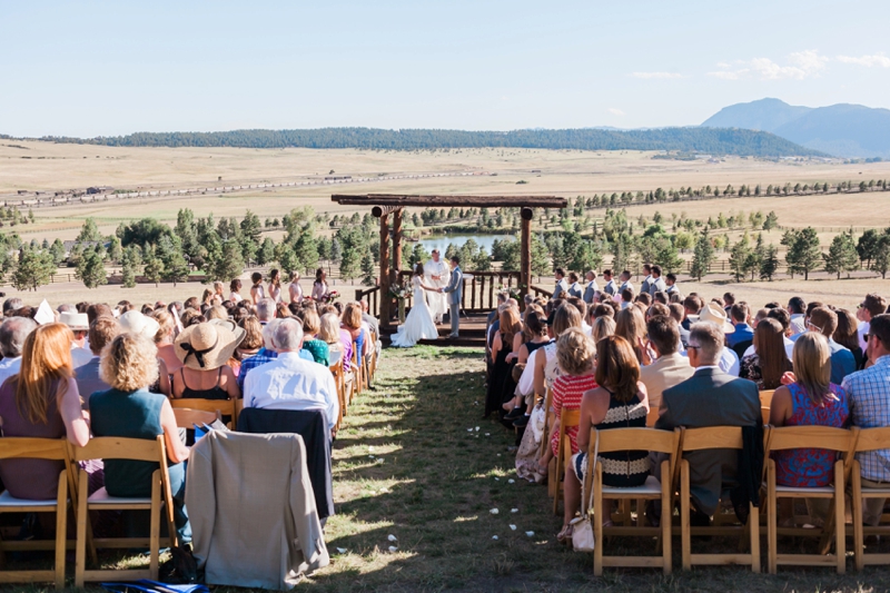 A Blush and Red Colorado Wedding via TheELD.com