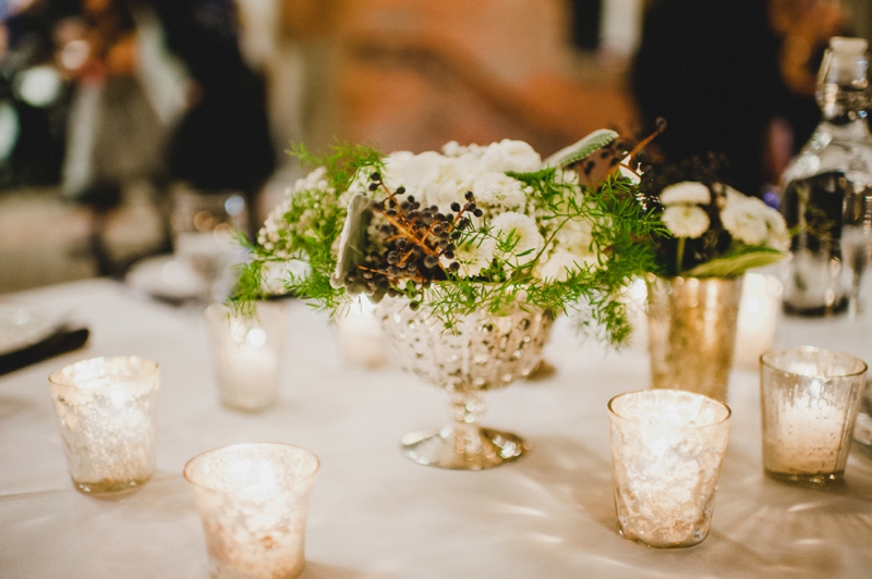 Elegant Gold & White Seattle Wedding via TheELD.com