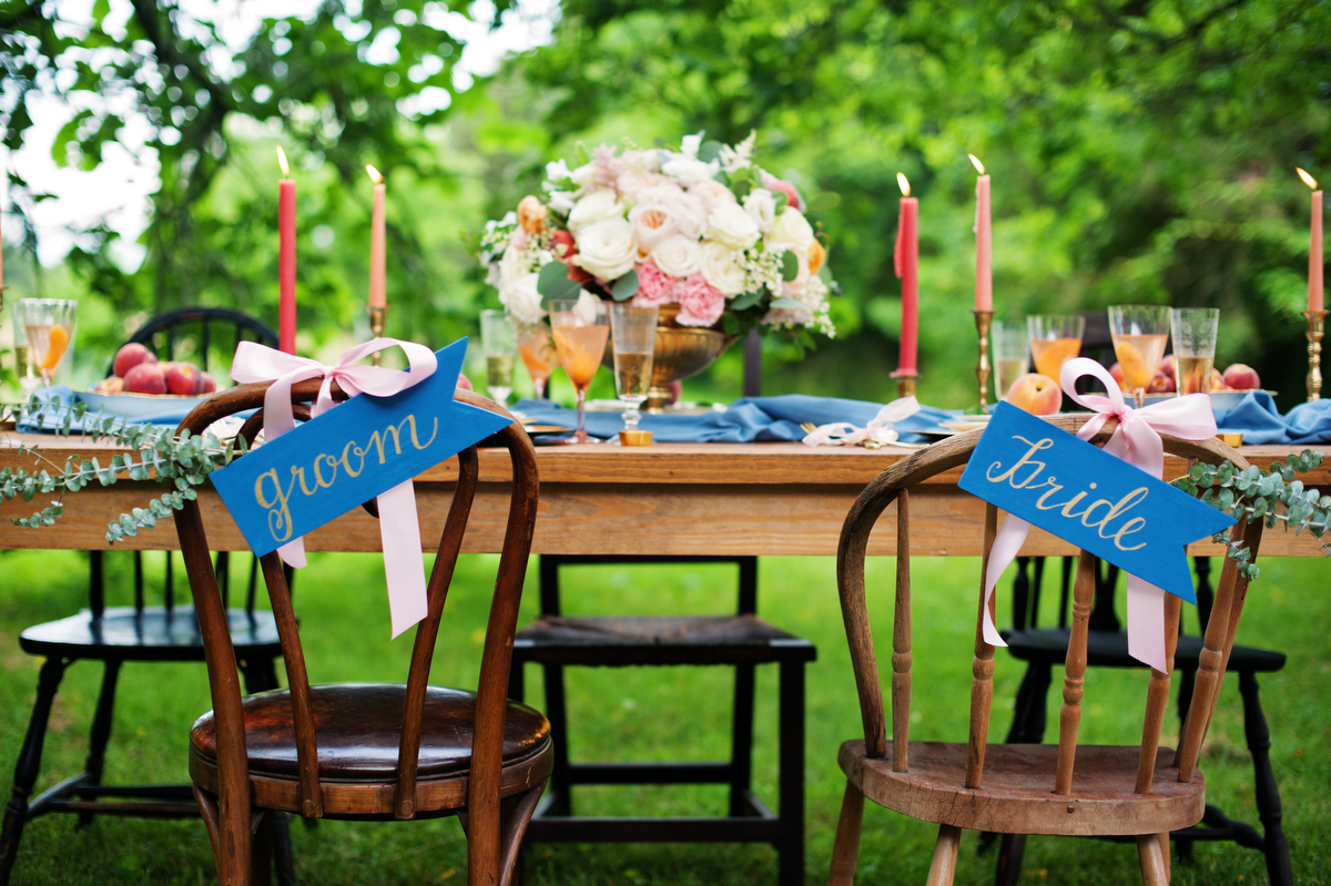 Vintage Peach Southern Wedding Ideas via TheELD.com