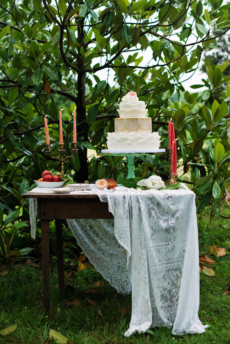 Vintage Peach Southern Wedding Ideas via TheELD.com