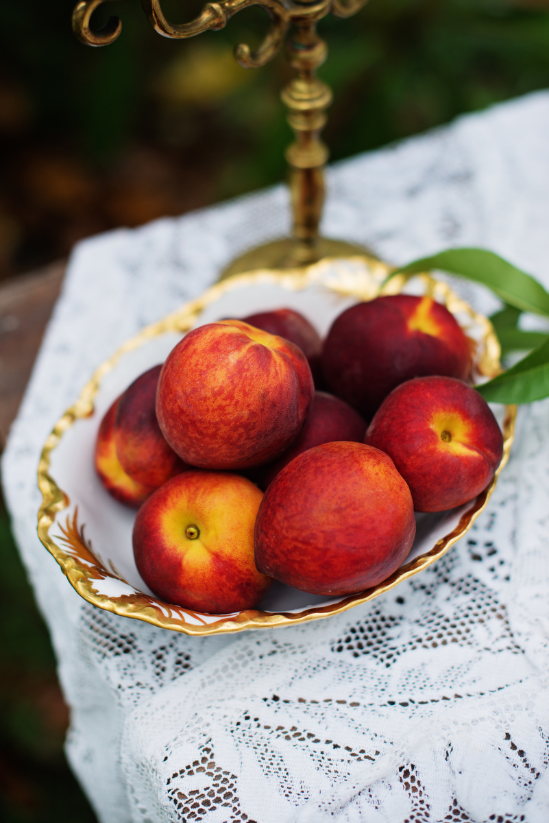 Vintage Peach Southern Wedding Ideas via TheELD.com