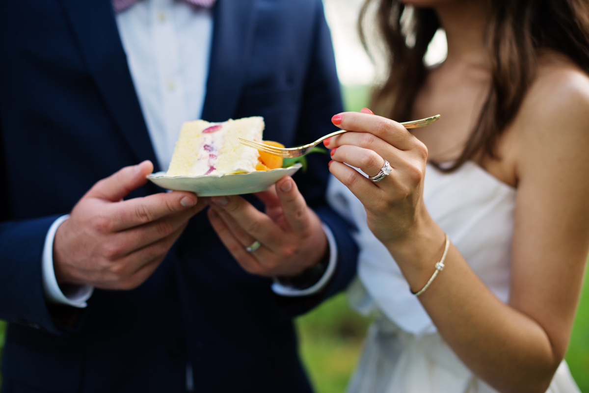 Vintage Peach Southern Wedding Ideas via TheELD.com