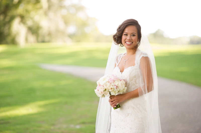 Elegant Blush & Gold Florida Wedding via TheELD.com