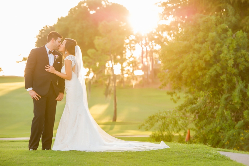 Elegant Blush & Gold Florida Wedding via TheELD.com