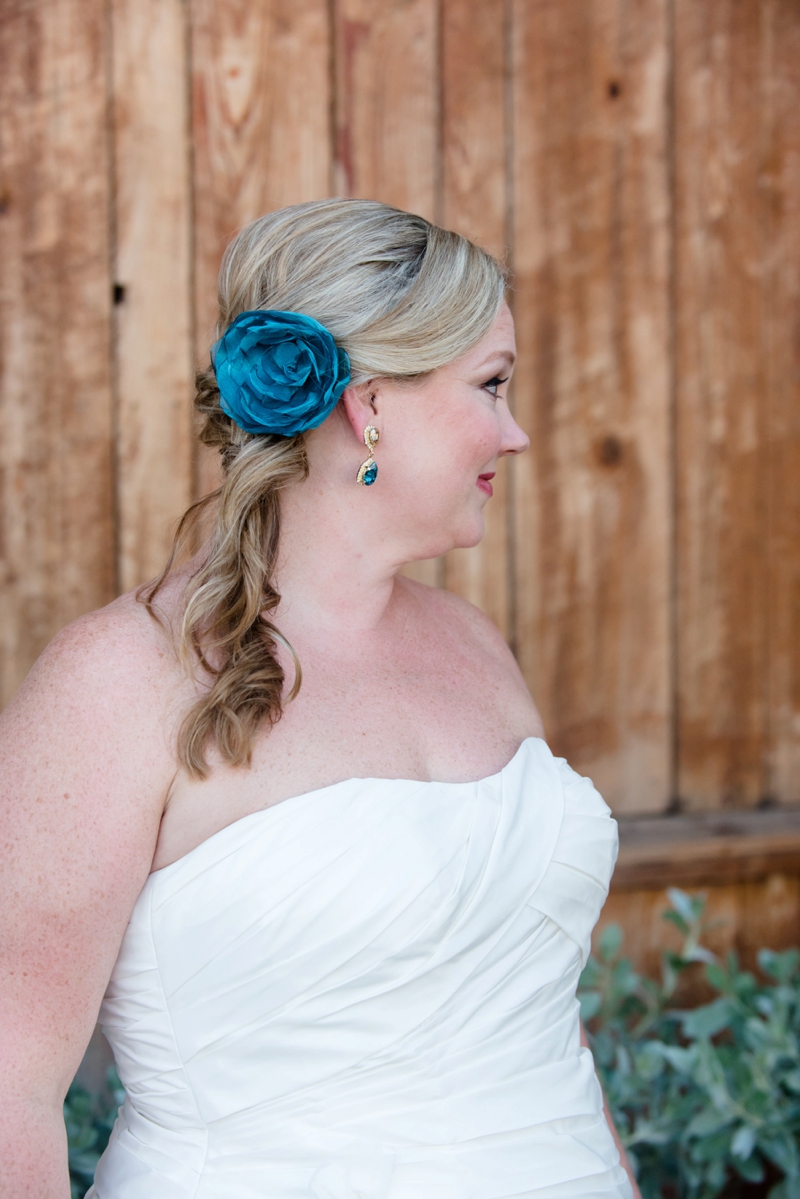 Coral & Turquoise St. Pete Beach Wedding via TheELD.com