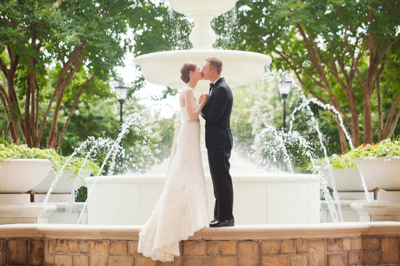 Elegant Black & Gold North Carolina Wedding via TheELD.com