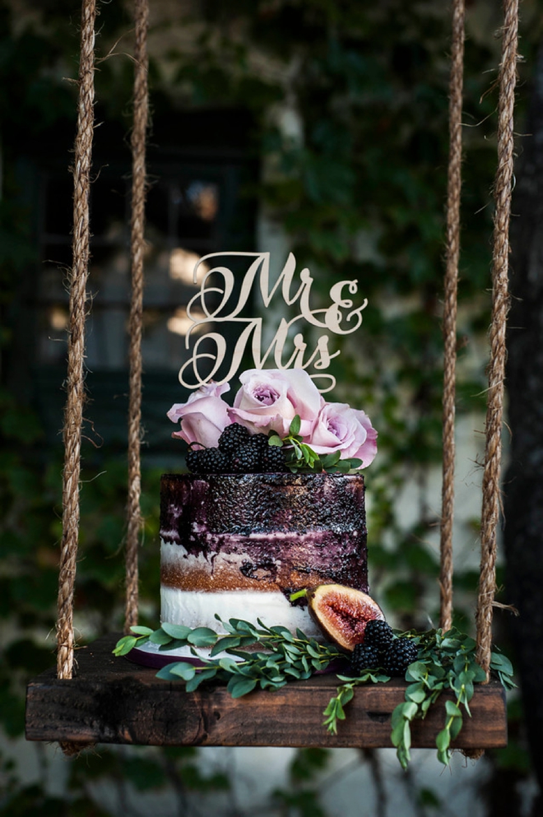 Romantic Purple & Burgundy Wedding Ideas via TheELD.com