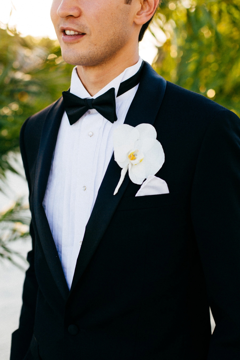 Glamorous Navy & White Islamorada Wedding via TheELD.com