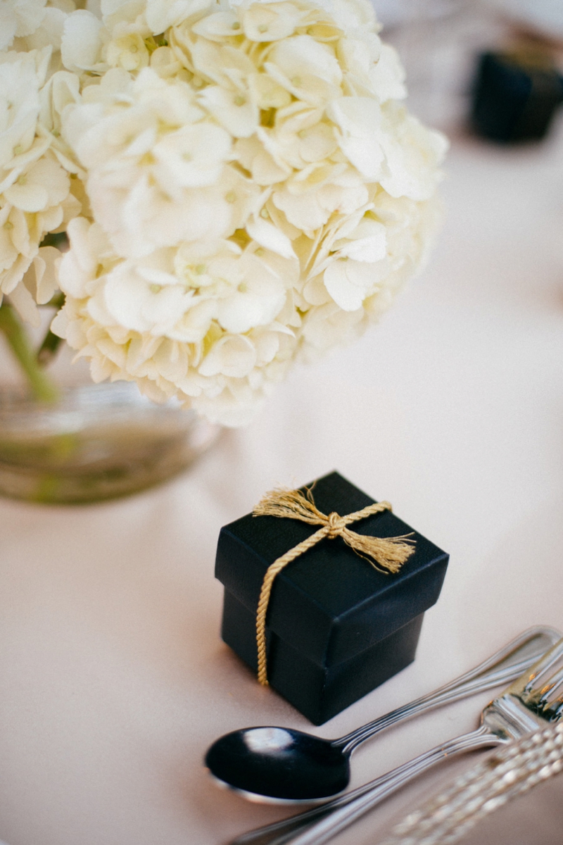 Glamorous Navy & White Islamorada Wedding via TheELD.com