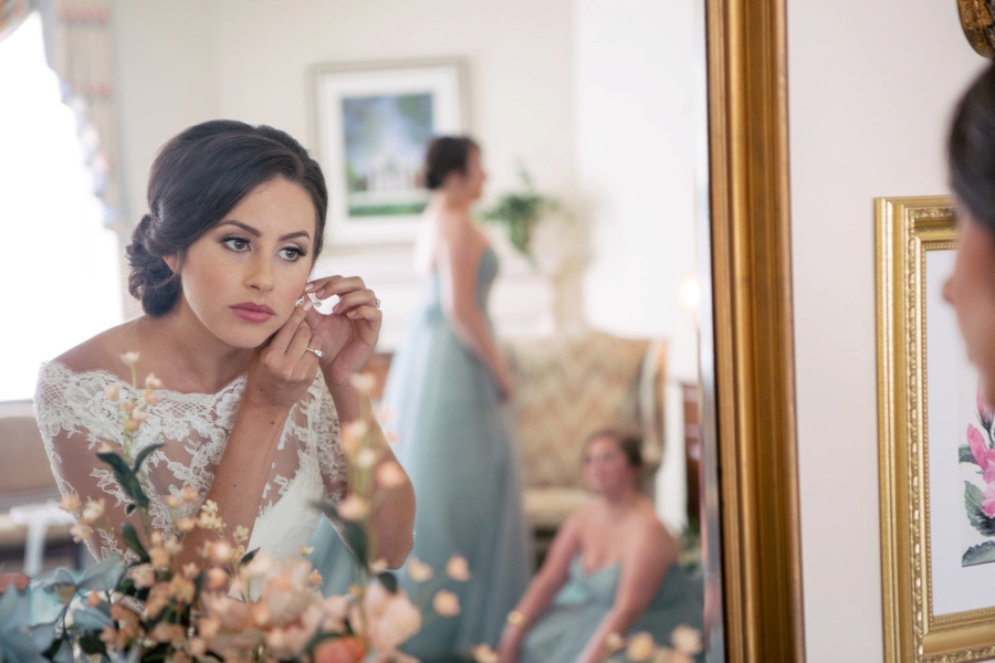 A Classic & Timeless North Carolina Wedding via TheELD.com