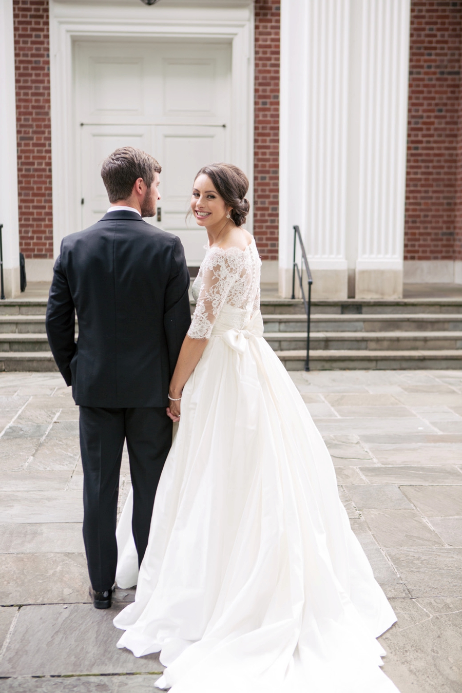 A Classic & Timeless North Carolina Wedding via TheELD.com