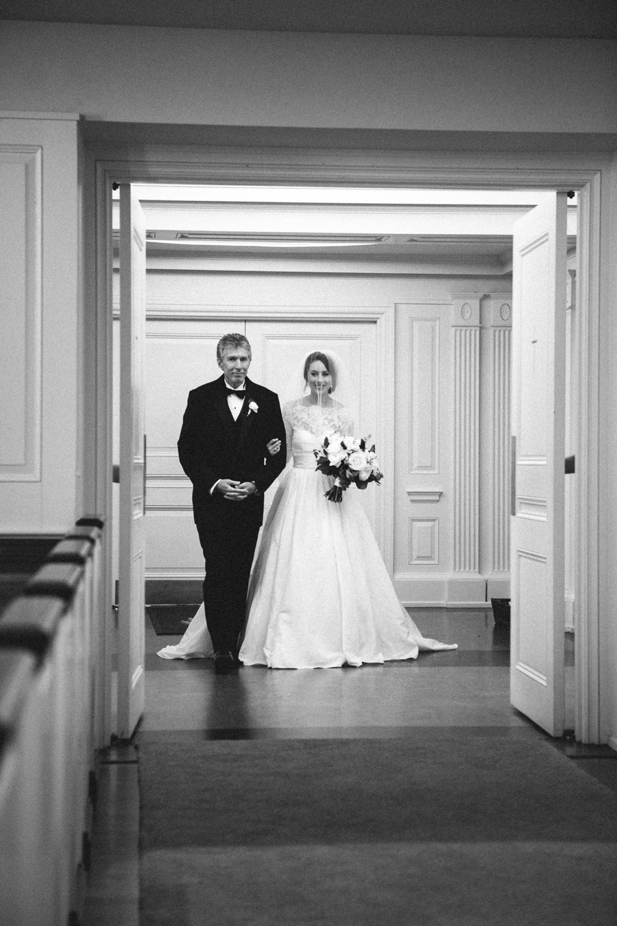 A Classic & Timeless North Carolina Wedding via TheELD.com