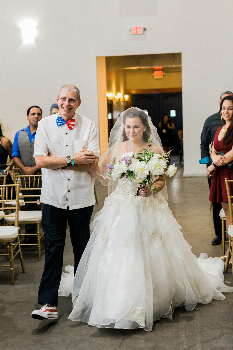 A Romantic Red White and Blue Wedding via TheELD.com