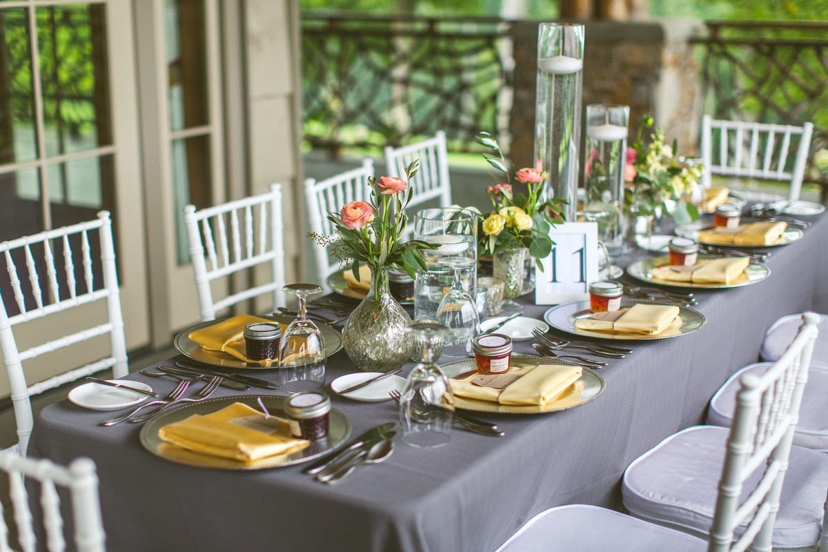 A Vintage Elegant North Carolina Wedding via TheELD.com