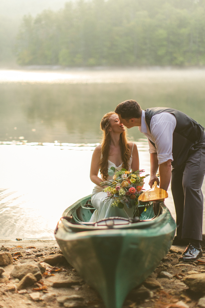 A Vintage Elegant North Carolina Wedding via TheELD.com