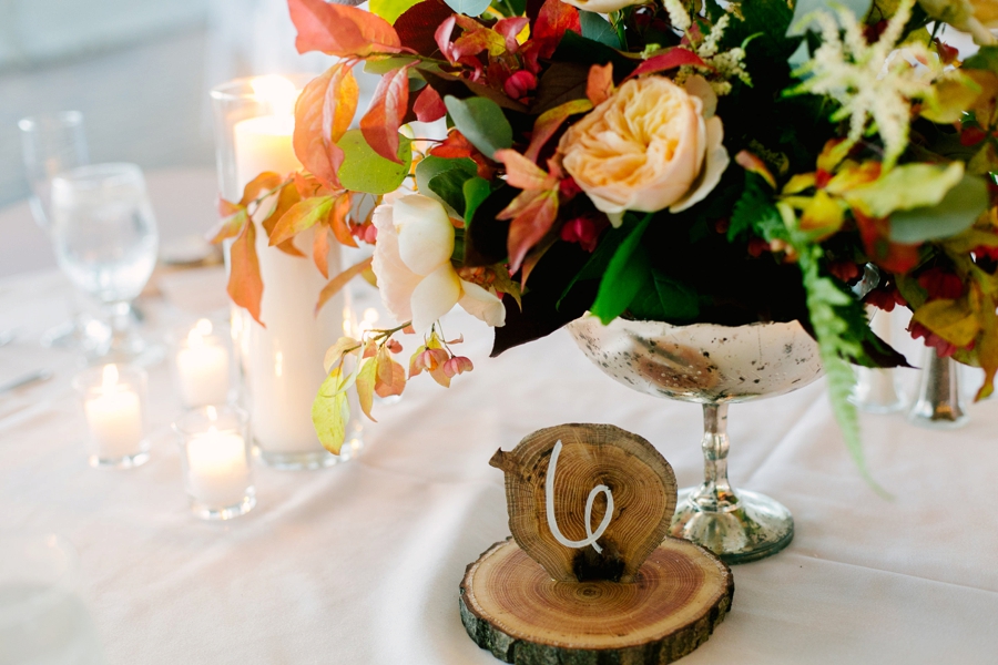 An Organic Blush & Burgundy Minnesota Wedding via TheELD.com