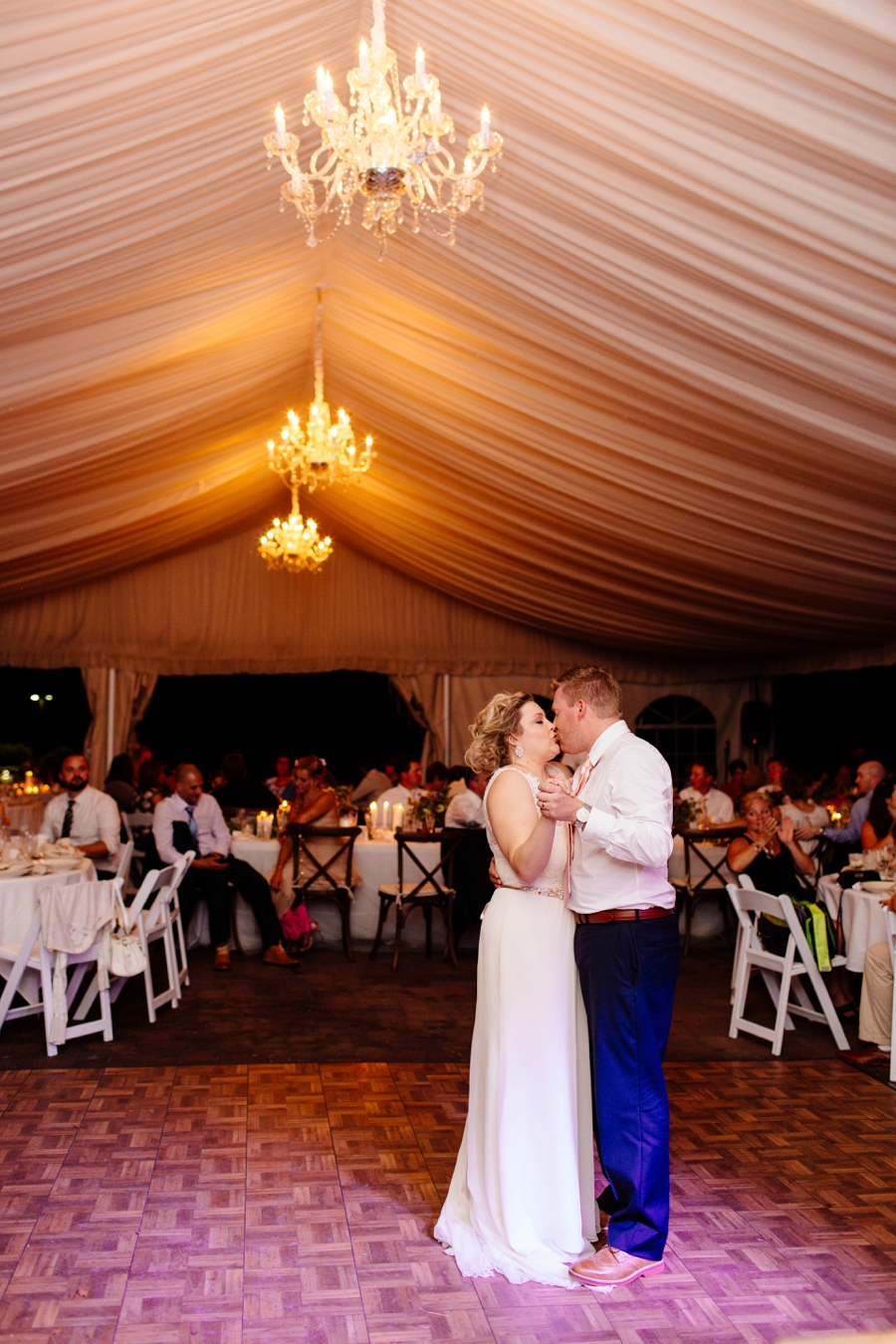 An Organic Blush & Burgundy Minnesota Wedding via TheELD.com