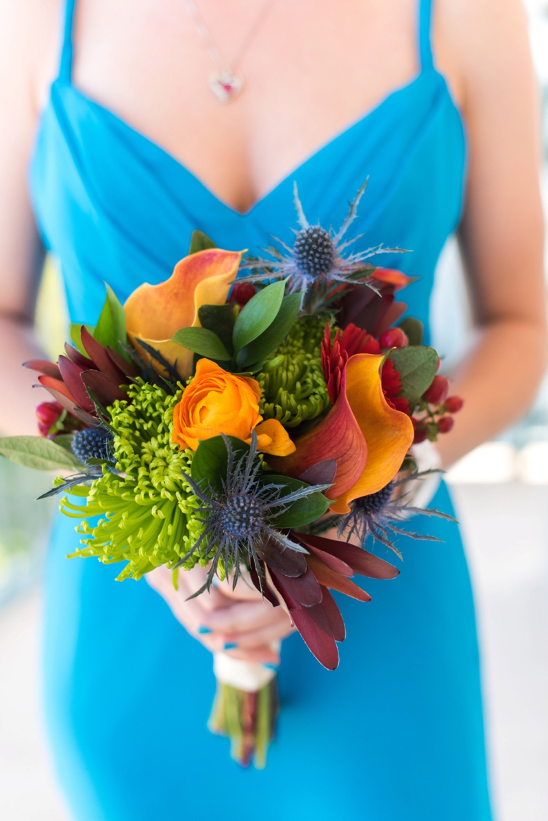 A Colorful & Tropical Beach Wedding via TheELD.com