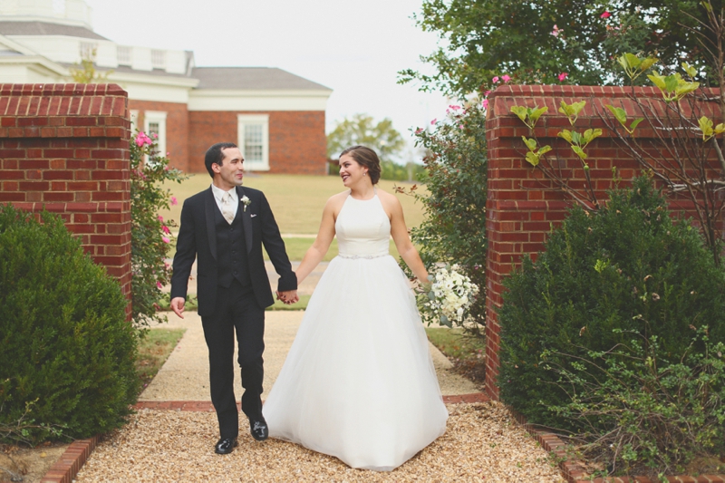 Classic Green & White Alabama Wedding via TheELD.com