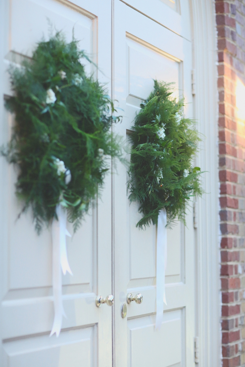 Classic Green & White Alabama Wedding via TheELD.com