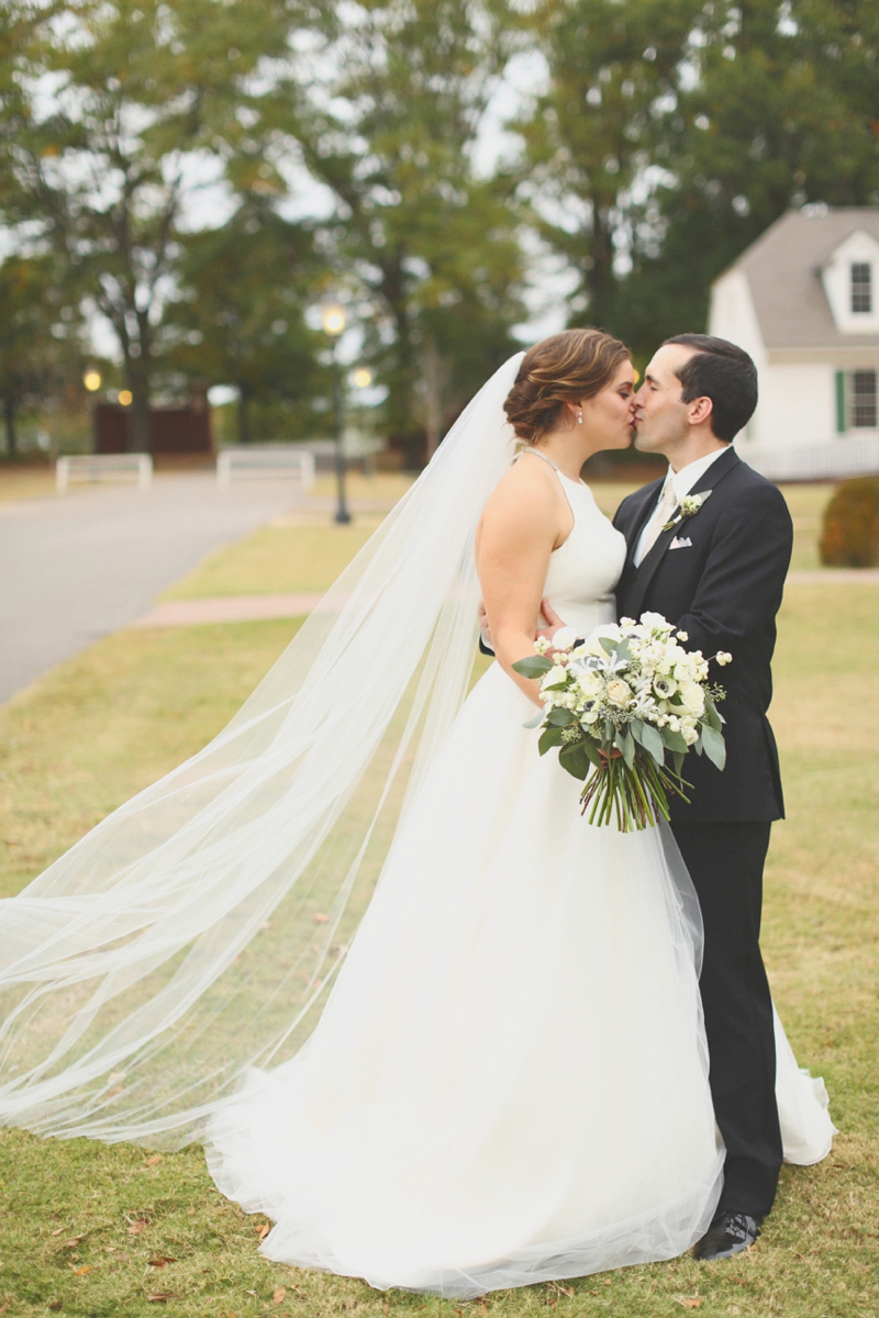 Classic Green & White Alabama Wedding via TheELD.com