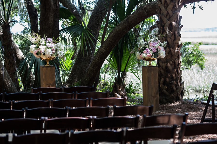 An Elegant Pink & Gold Amelia Island Wedding via TheELD.com