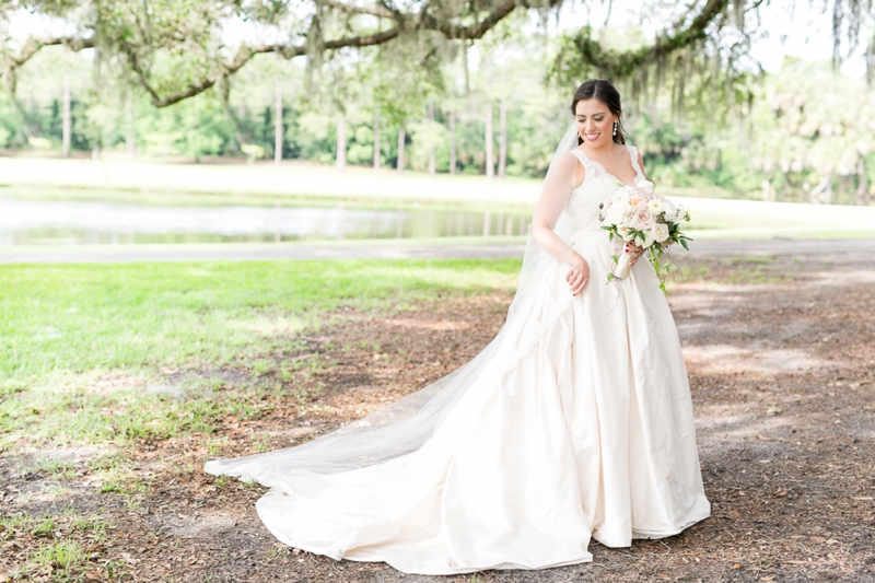 Elegant Champagne & Blush Orlando Wedding via TheELD.com