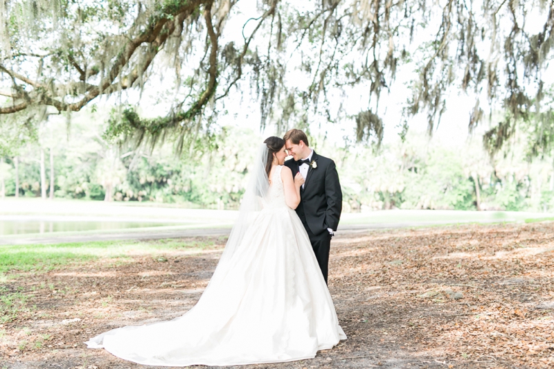 Elegant Champagne & Blush Orlando Wedding via TheELD.com