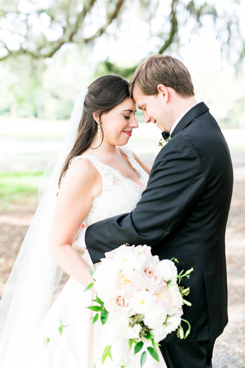 Elegant Champagne & Blush Orlando Wedding via TheELD.com