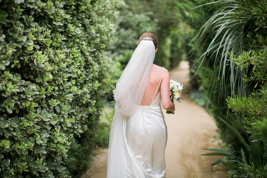 An Elegant Parker Palm Springs Wedding via TheELD.com