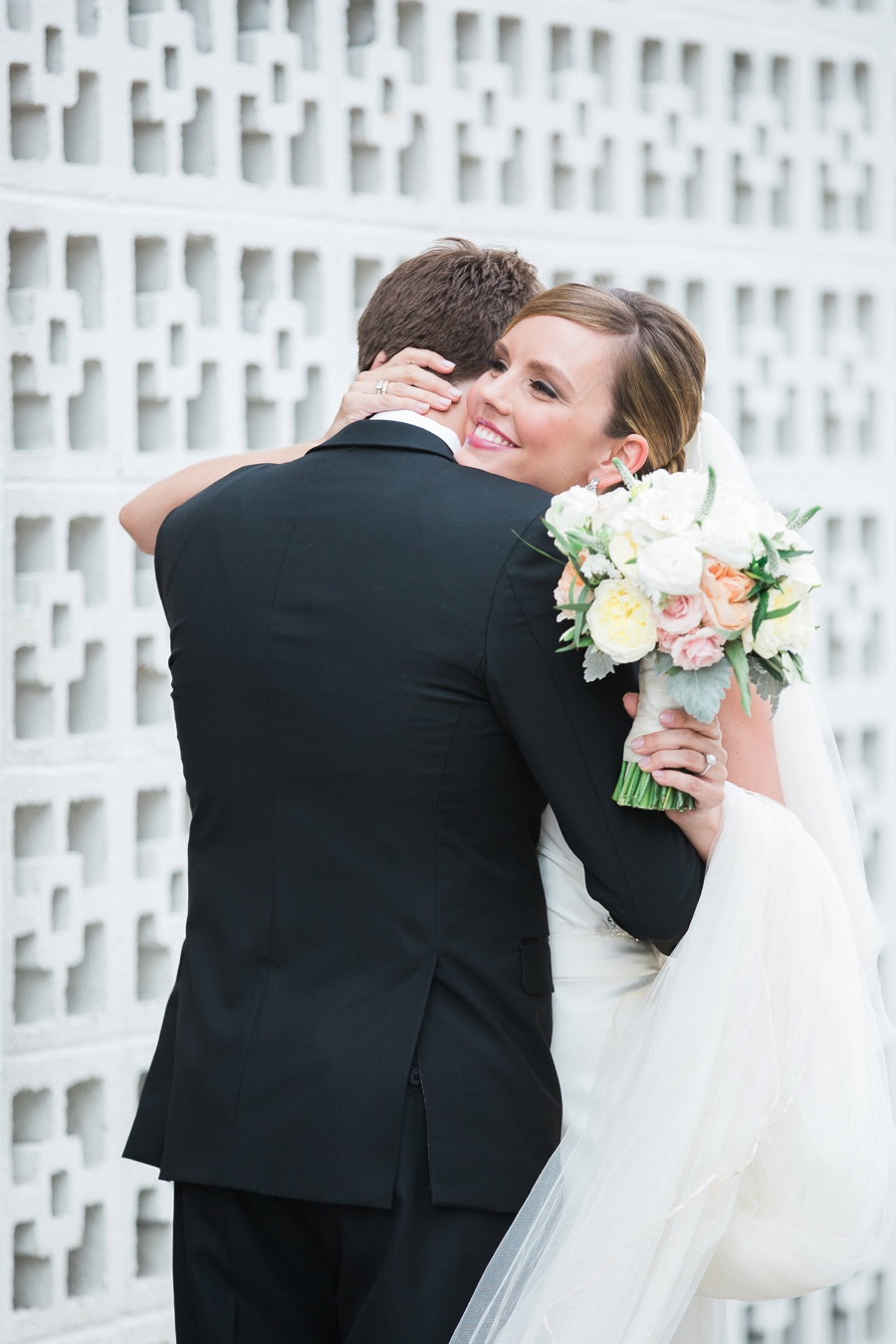 An Elegant Parker Palm Springs Wedding via TheELD.com