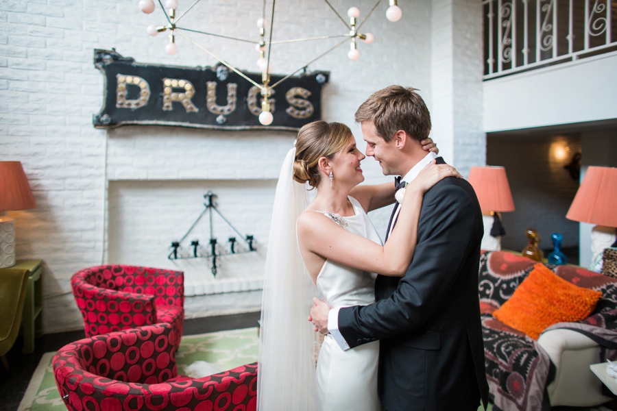 An Elegant Parker Palm Springs Wedding via TheELD.com