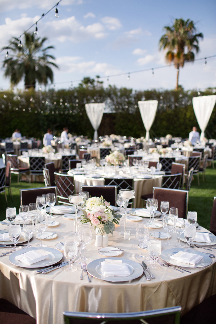 An Elegant Parker Palm Springs Wedding via TheELD.com