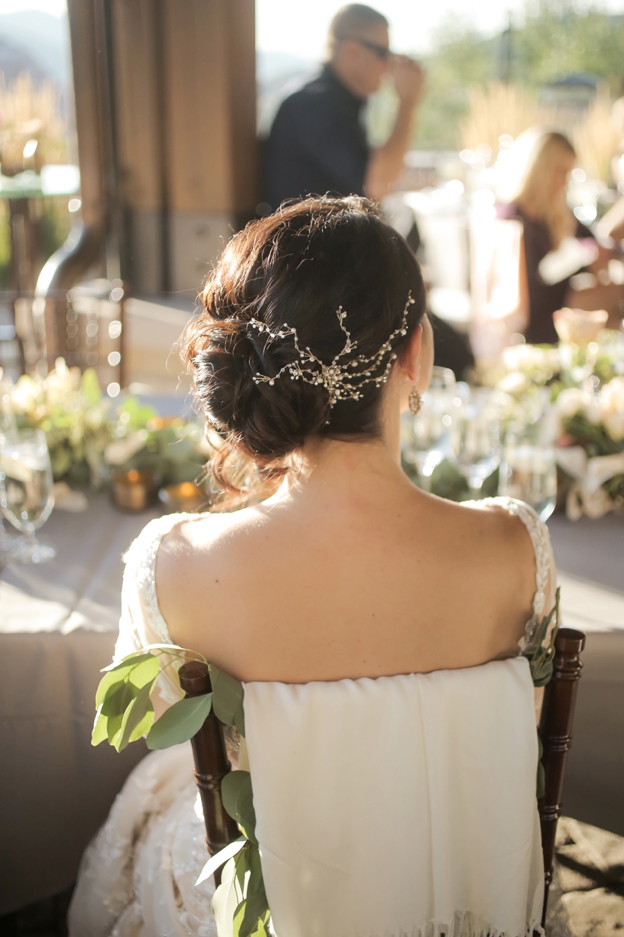 An Intimate & Romantic Utah Wedding via TheELD.com