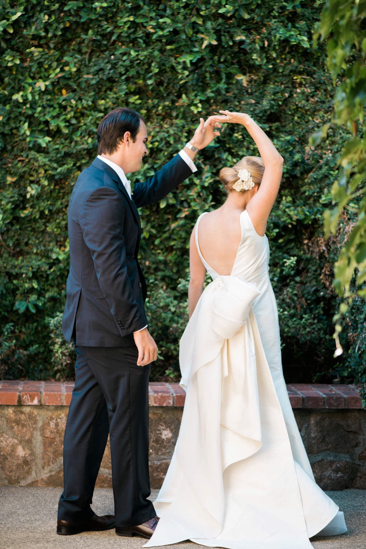 Elegant Green & White Sonoma Wedding via TheELD.com