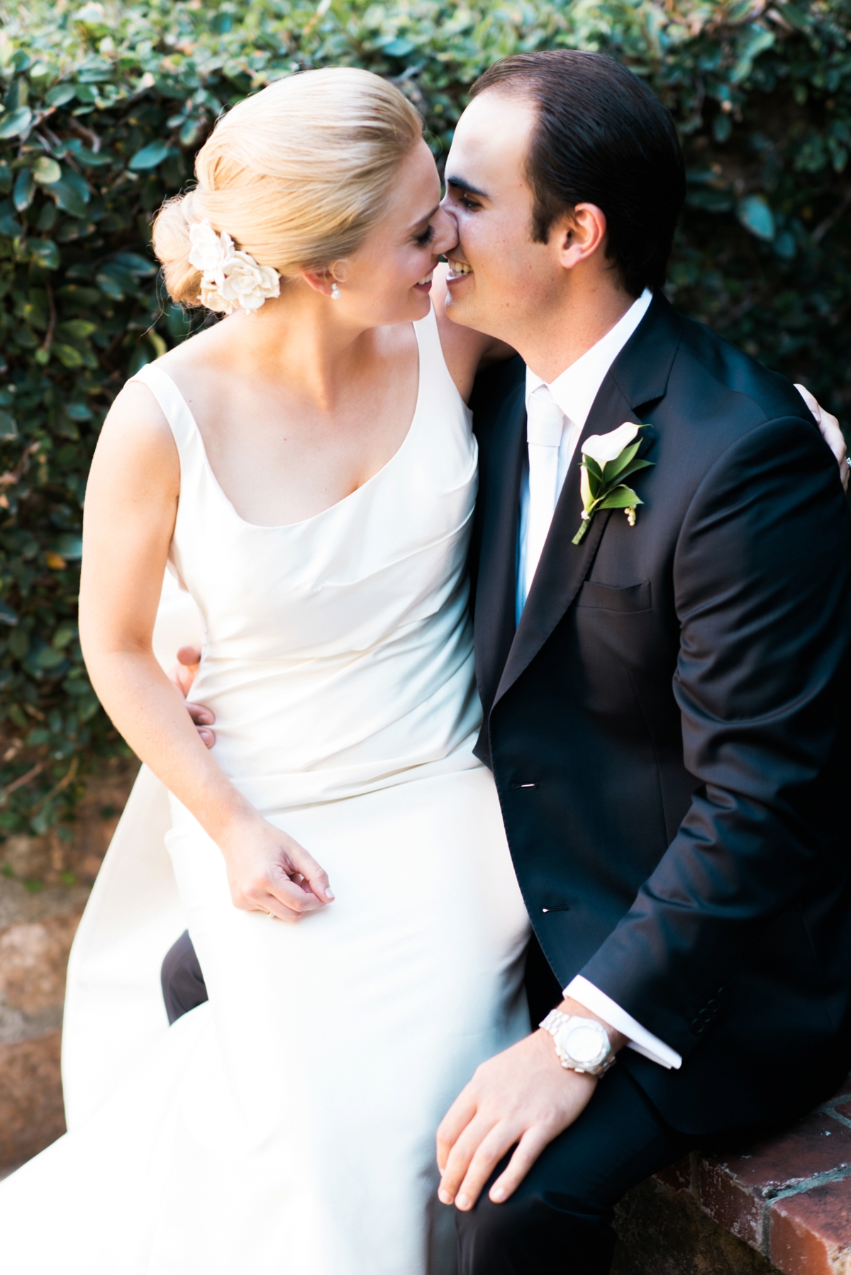 Elegant Green & White Sonoma Wedding via TheELD.com