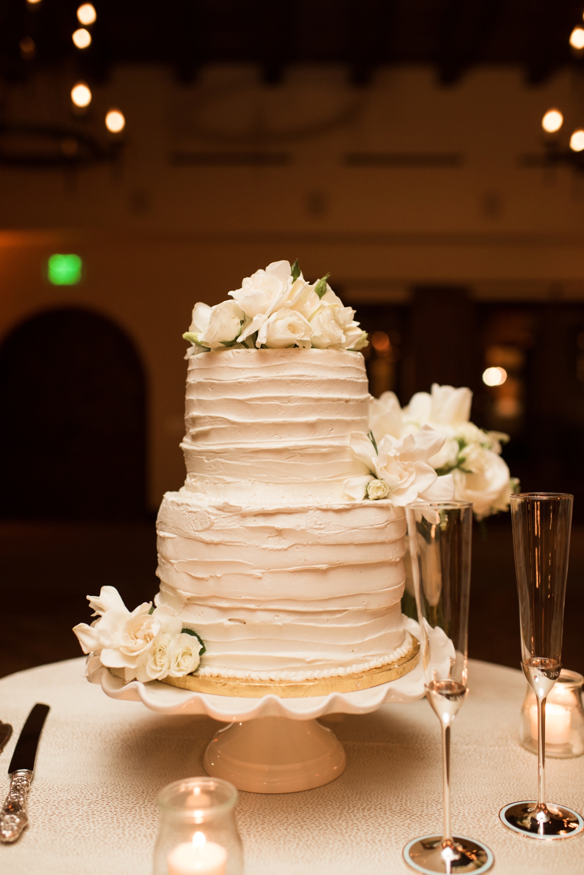 Elegant Green & White Sonoma Wedding via TheELD.com