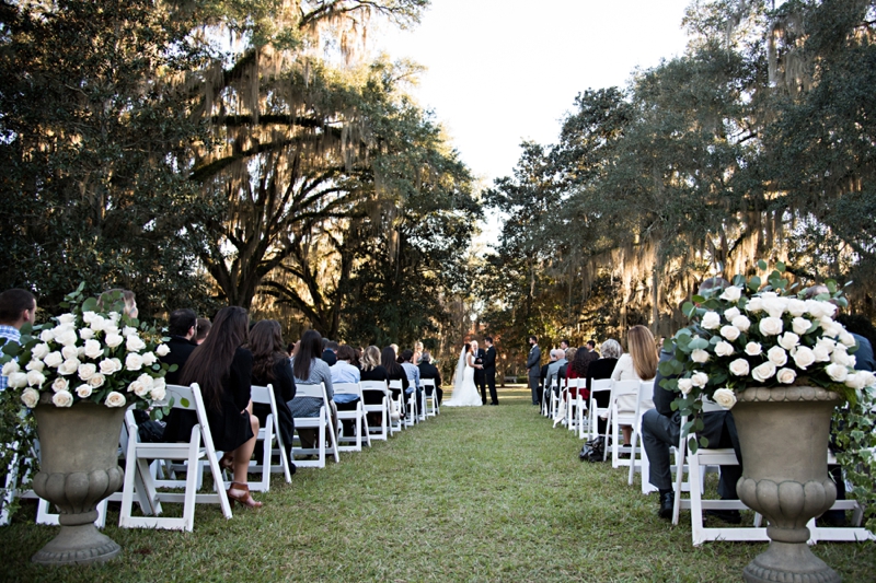 A Southern Elegant Green & White Wedding In Georgia via TheELD.com