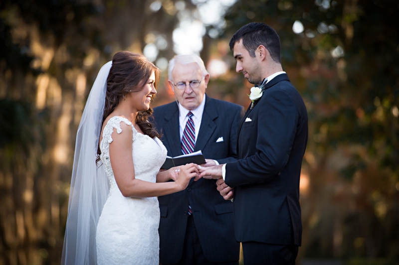 A Southern Elegant Green & White Wedding In Georgia via TheELD.com