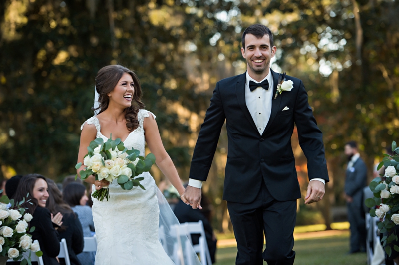 A Southern Elegant Green & White Wedding In Georgia via TheELD.com