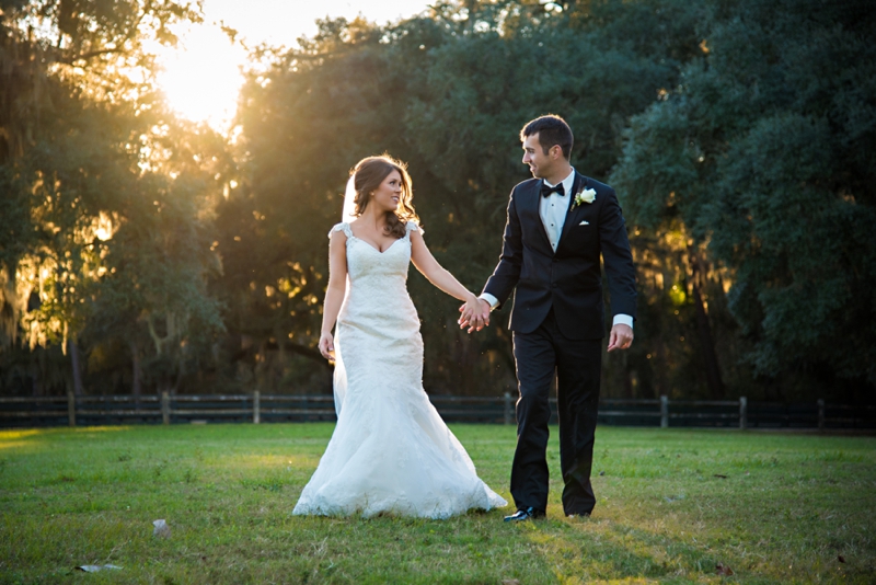 A Southern Elegant Green & White Wedding In Georgia via TheELD.com