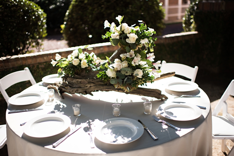 A Southern Elegant Green & White Wedding In Georgia via TheELD.com