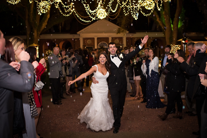 A Southern Elegant Green & White Wedding In Georgia via TheELD.com