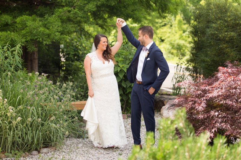 Gorgeous Pink & Red St. Louis Wedding via TheELD.com