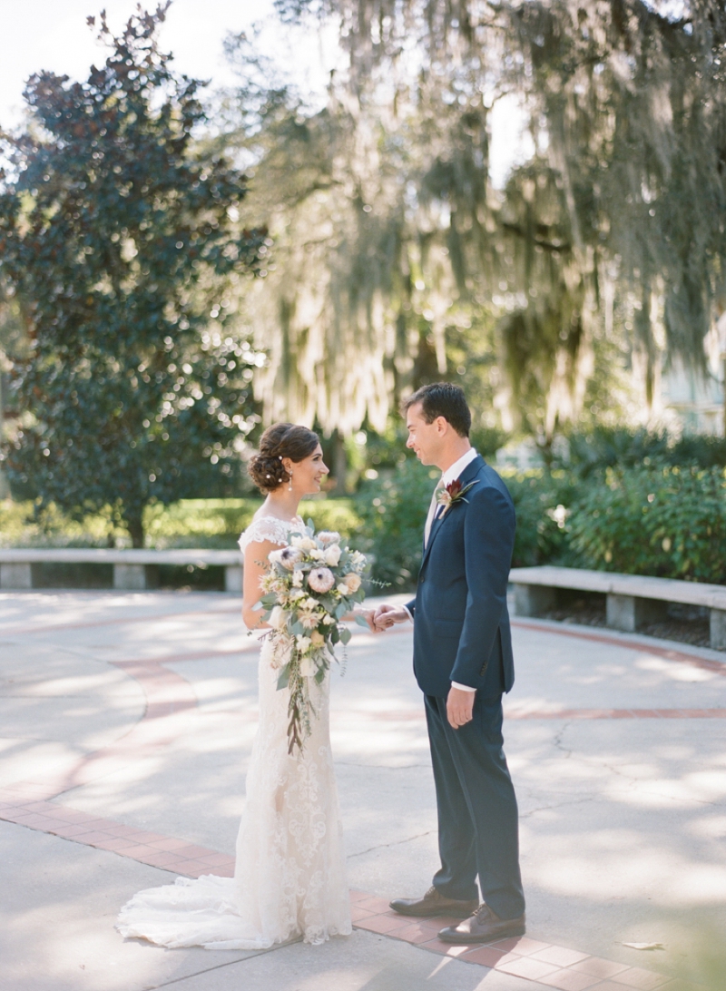 A Navy & Gold Gainesville Wedding via TheELD.com