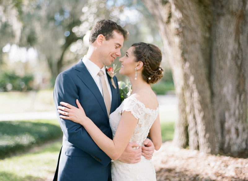 A Navy & Gold Gainesville Wedding via TheELD.com