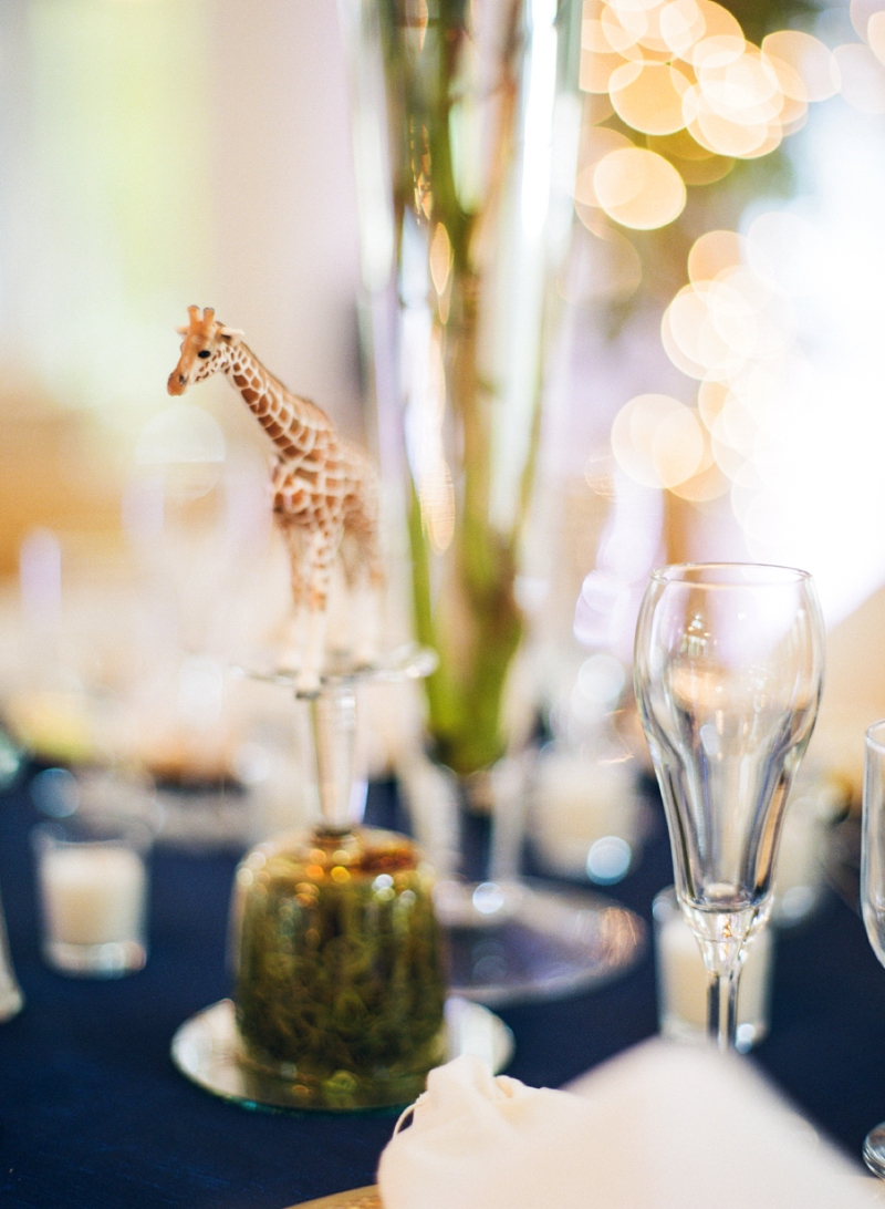 A Navy & Gold Gainesville Wedding via TheELD.com